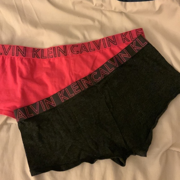 Calvin Klein ULTIMATE COTTON BOYSHORT for women - Pink and Dark Gray - Picture 5 of 11